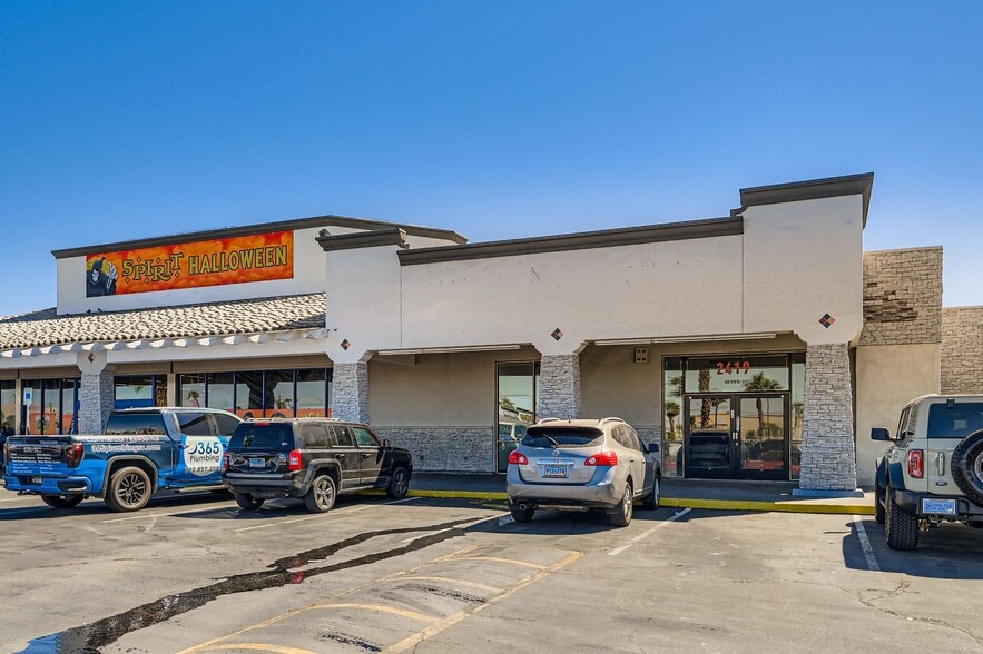 2411-2483 E Tropicana Ave, Las Vegas, NV for lease - Building Photo - Image 3 of 7