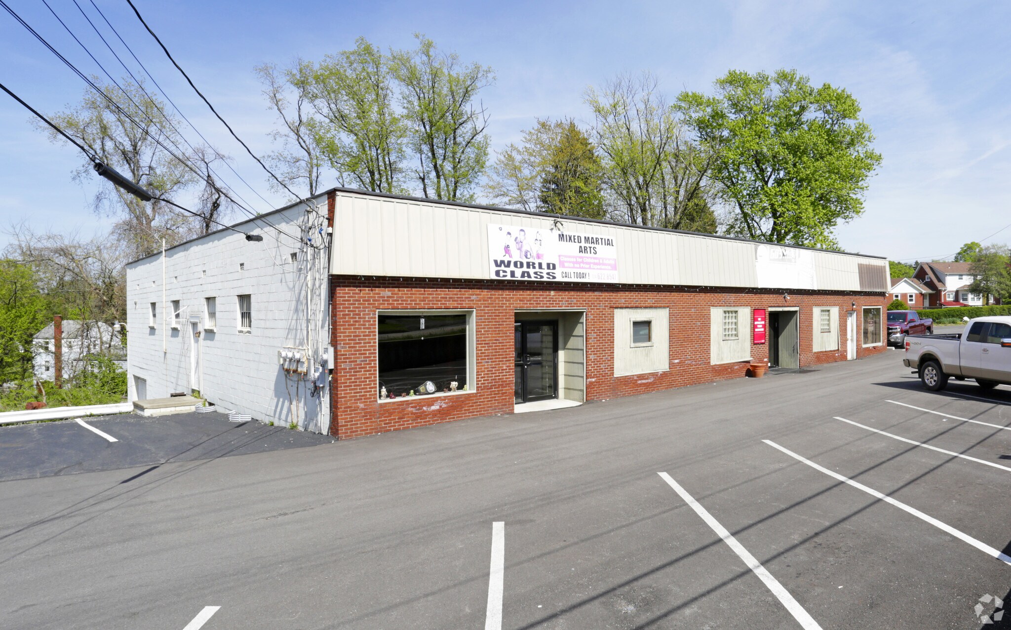 2420-2424 Brodhead Rd, Aliquippa, PA for sale Primary Photo- Image 1 of 1