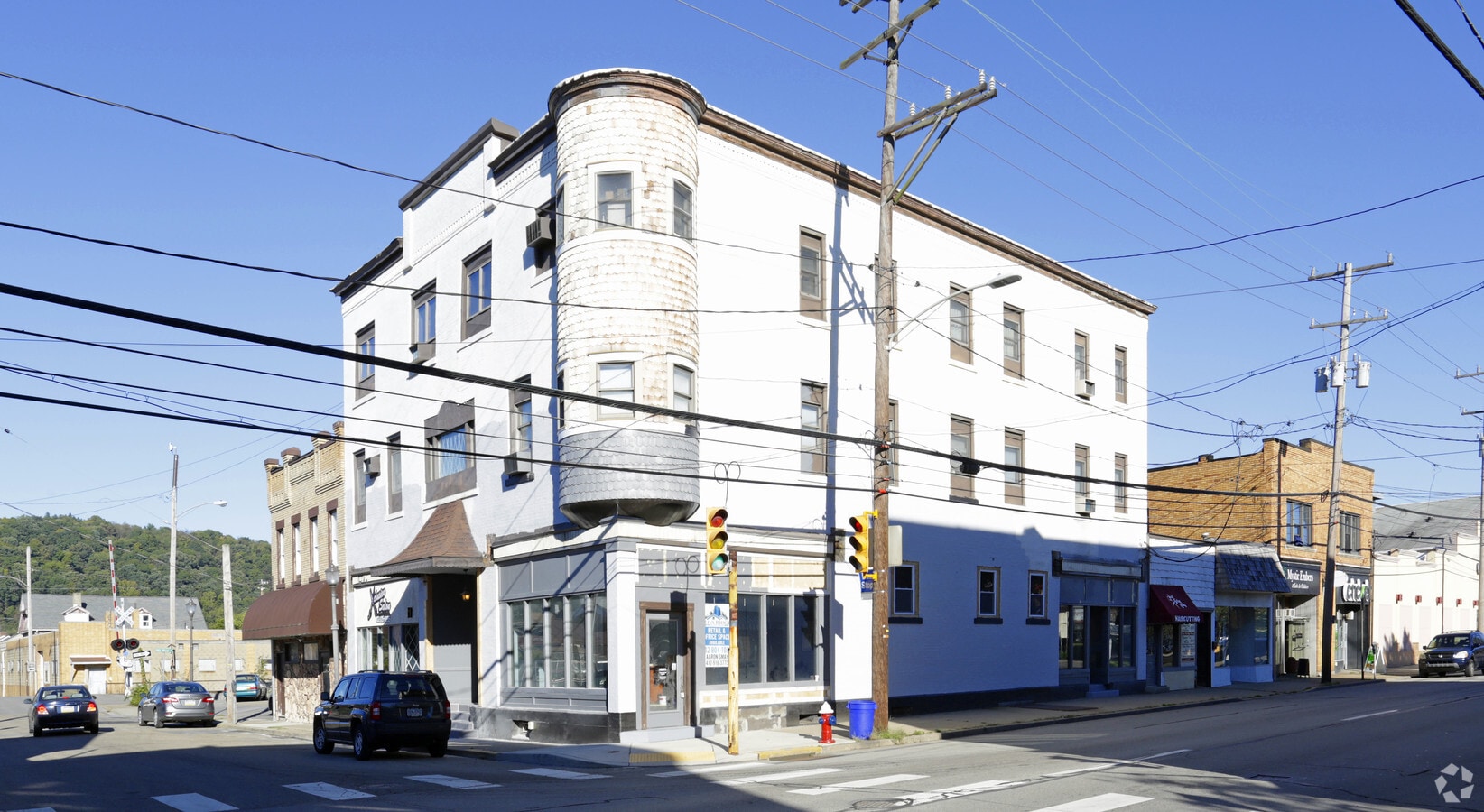 1001 4th Ave, Coraopolis, PA 15108