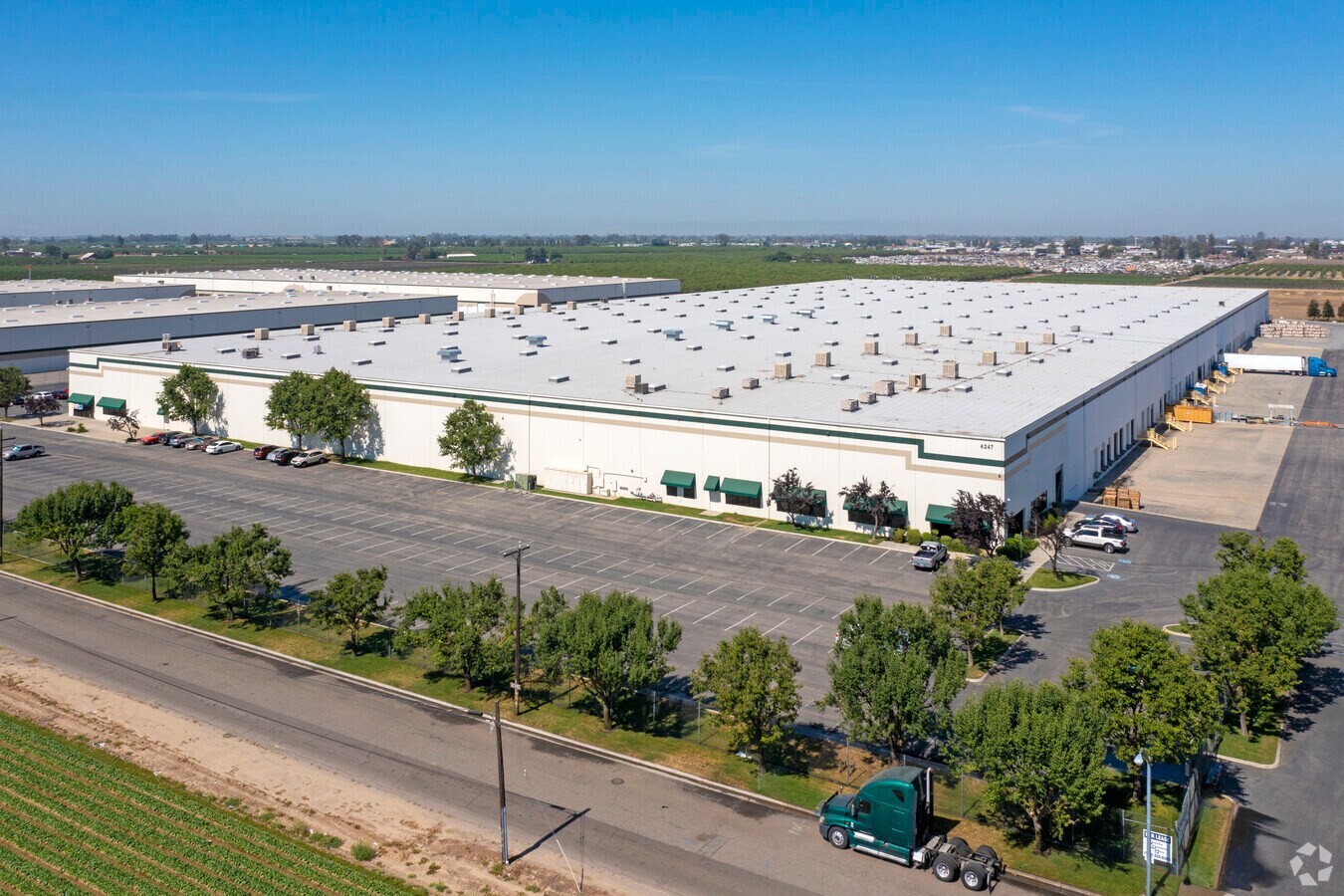 4247 S Minnewawa Ave, Fresno, CA 93725 - DDG 515 | LoopNet.com