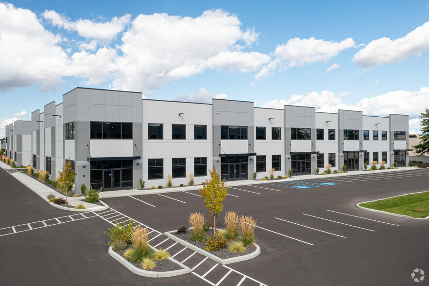 6522 N Lidgerwood St, Spokane, WA for lease - Building Photo - Image 1 of 9