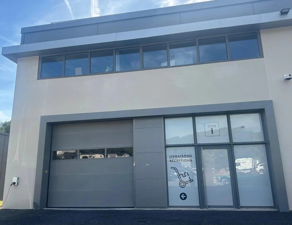 Location Local d'activités 363 m² à 758 m² - Photo 1