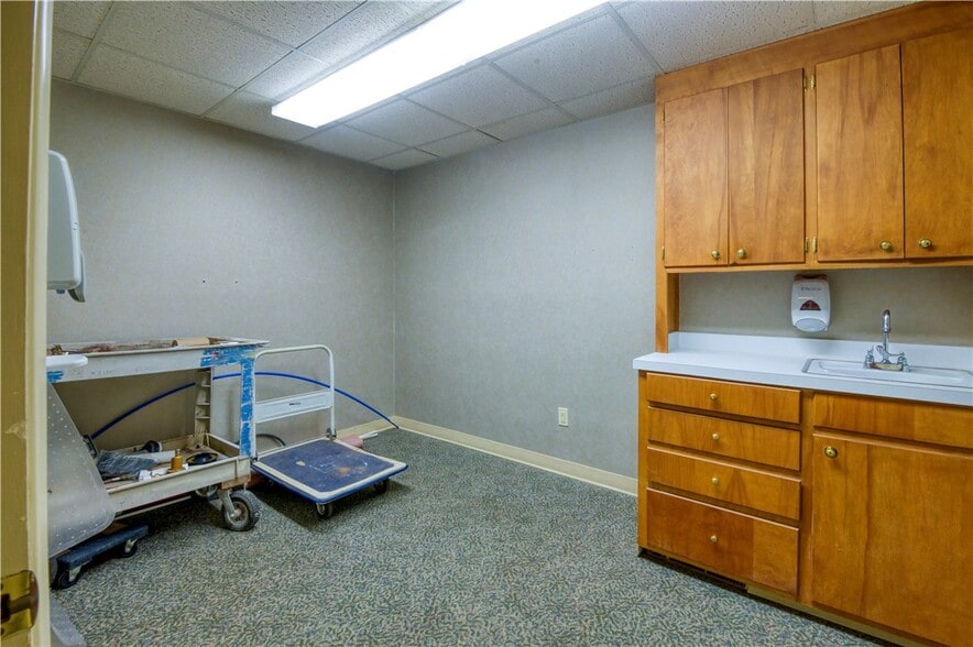 111 W Pine Grove Rd, Fair Play, SC for sale - Building Photo - Image 3 of 34