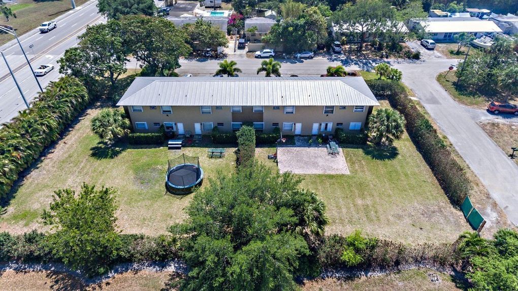 3 SW Hideaway Pl, Stuart, FL for sale Building Photo- Image 1 of 1