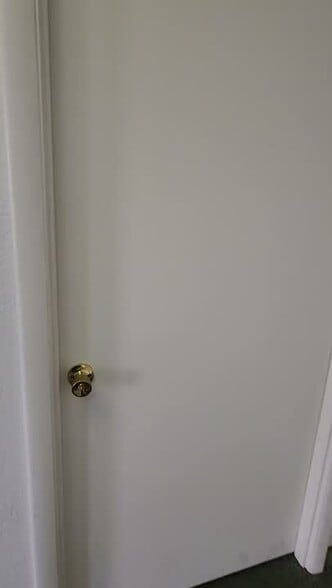 49 S Sycamore St, Mesa, AZ for lease - Commercial Listing Video - Image 2 of 10