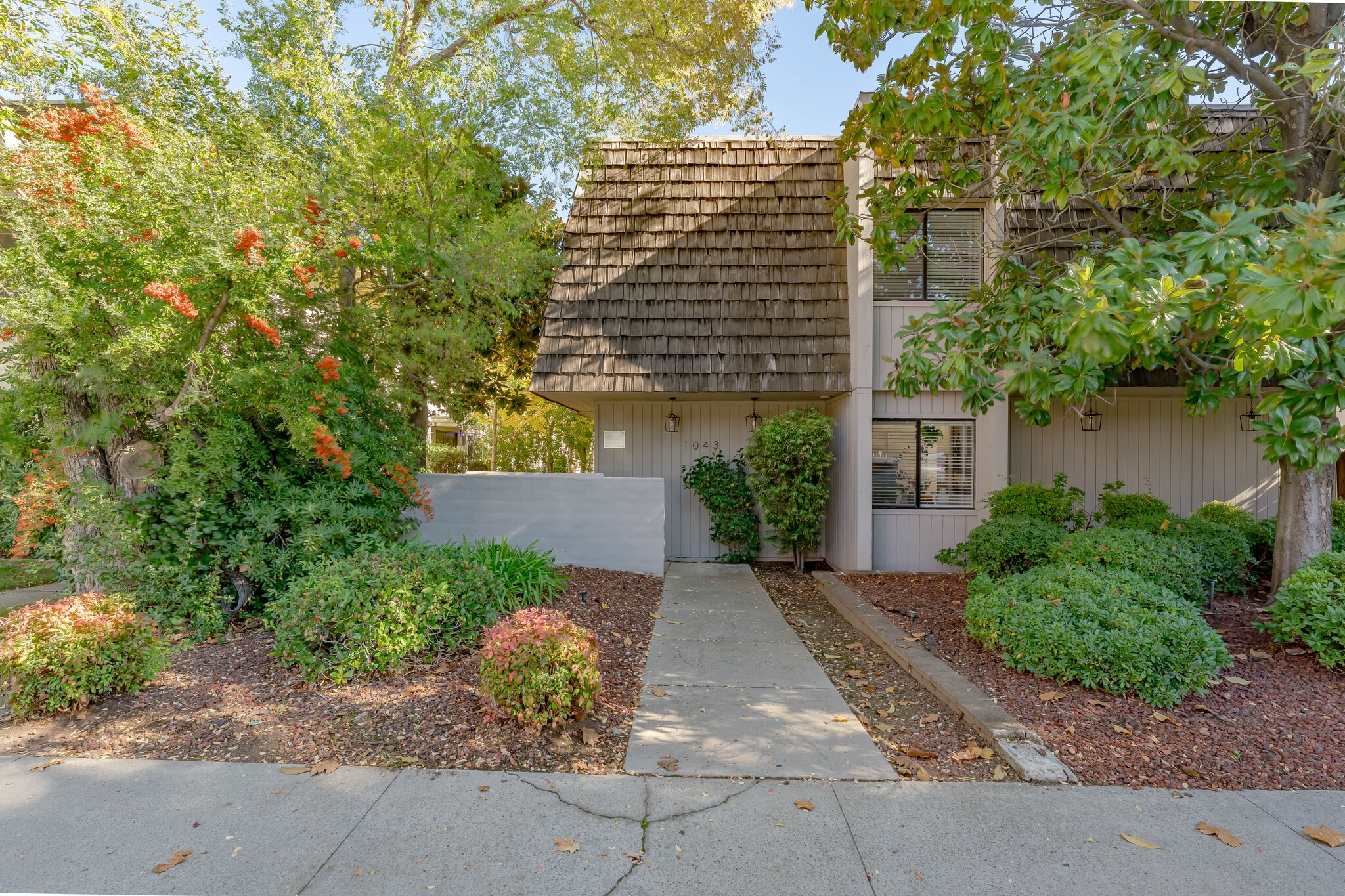 1043 39th St, Sacramento, CA for sale Building Photo- Image 1 of 18
