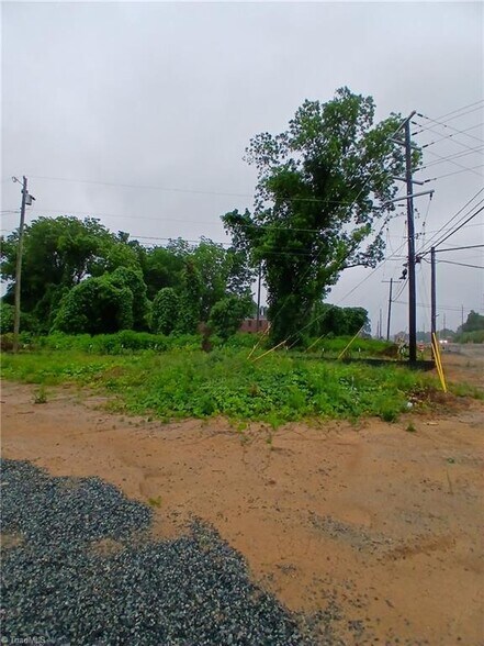 1409 Winston Rd, Lexington, NC for sale - Building Photo - Image 2 of 7