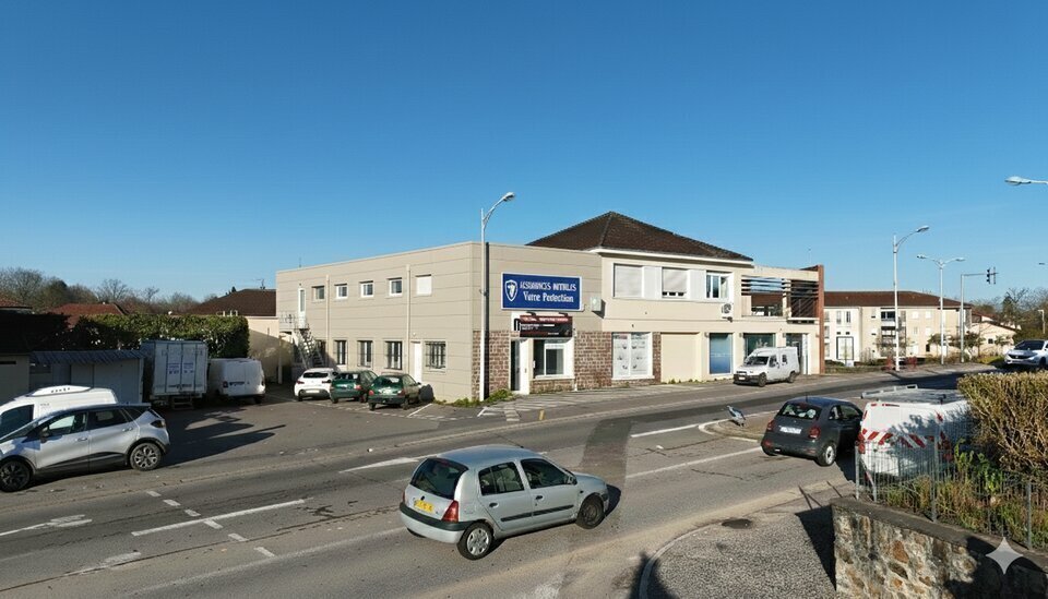 Retail in Couzeix for sale Building Photo- Image 1 of 11