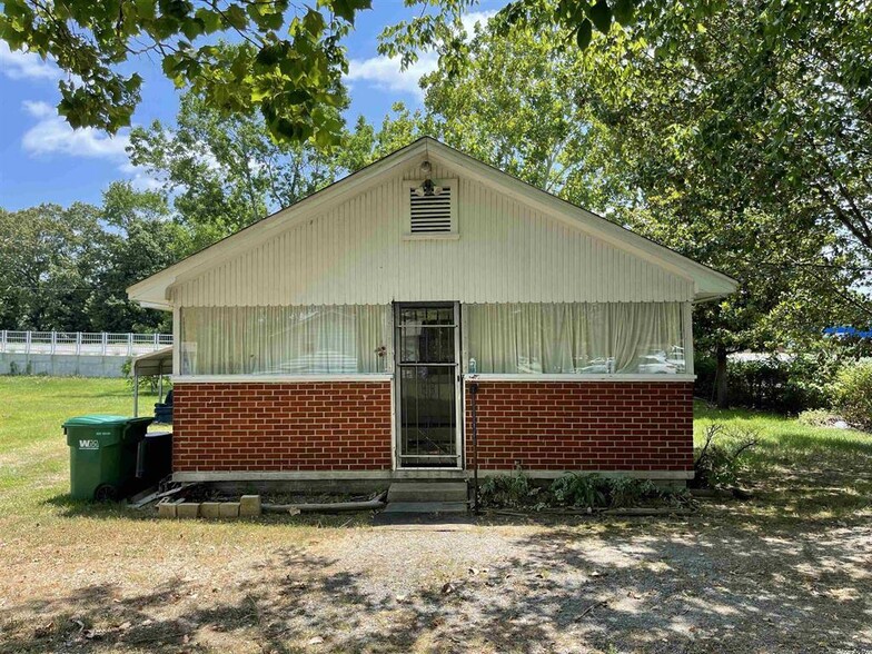 210 S Reynolds Rd, Bryant, AR for sale - Primary Photo - Image 1 of 1