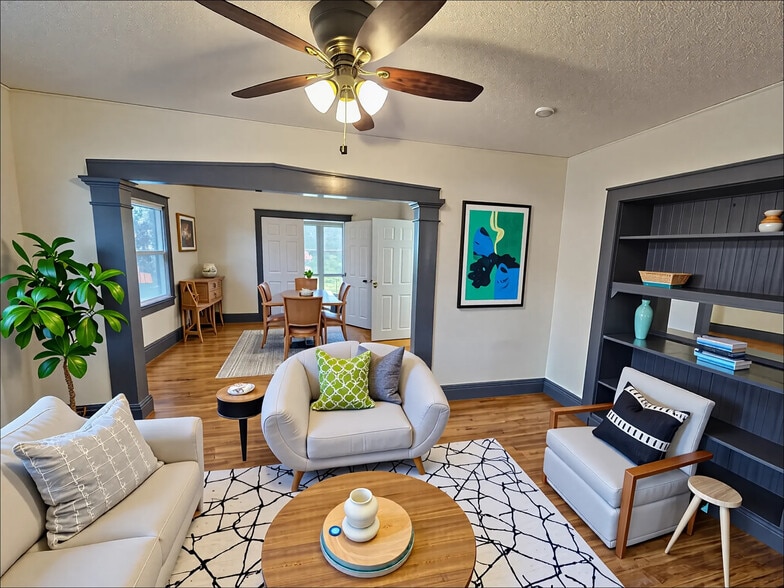 2016-2020 E Franklin Ave, Minneapolis, MN for sale - Interior Photo - Image 2 of 6