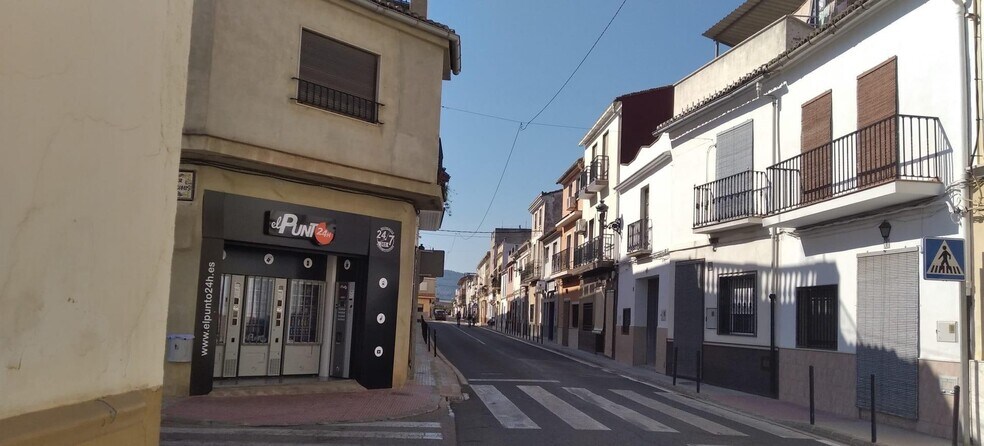 Plaça Bandes de Música de la Comunitat Valenciana, 2, València, Valencia for lease - Building Photo - Image 3 of 11