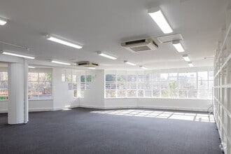 281 Portobello Rd, London for lease Interior Photo- Image 2 of 9