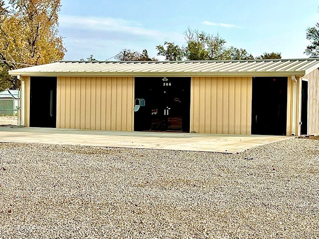 204-206 Buckeye Ave, Abilene, KS for lease Primary Photo- Image 1 of 9