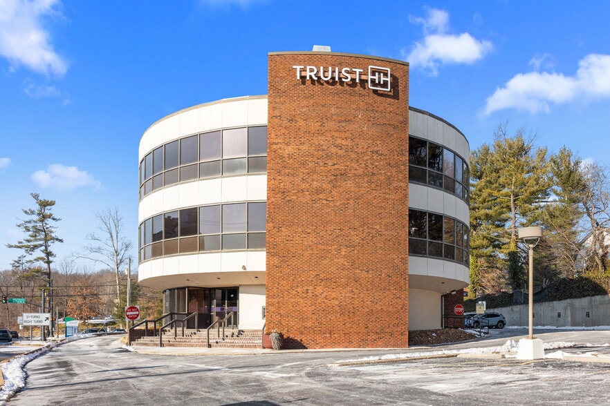 667 Welsh Rd, Huntingdon Valley, PA for sale - Building Photo - Image 1 of 29