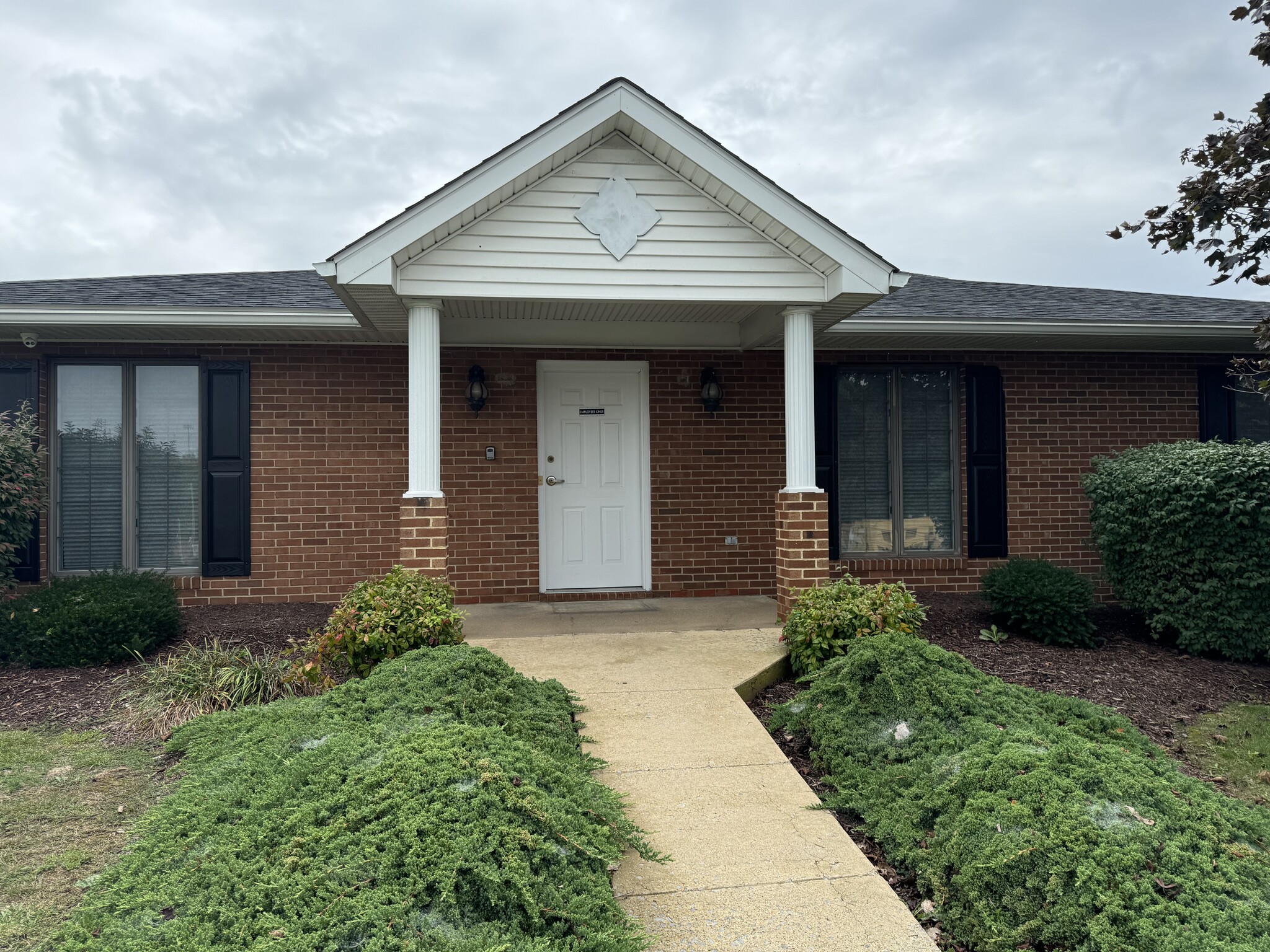 1031 S Main St, Woodstock, VA for sale Building Photo- Image 1 of 23