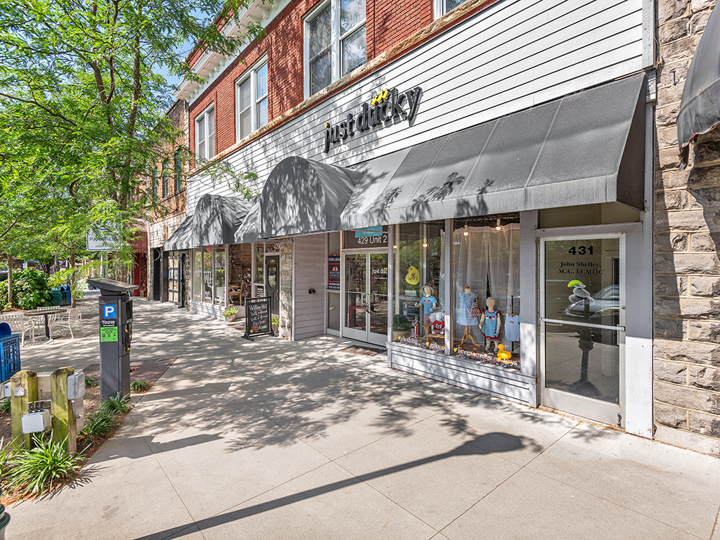 429 N Main St, Hendersonville, NC for lease Building Photo- Image 1 of 13