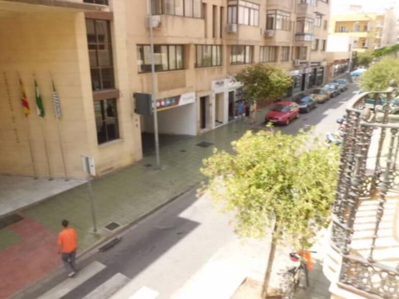 Office in El Ejido, Almería for lease - Building Photo - Image 2 of 6