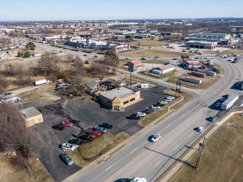 200 SW Regional Airport Blvd, Bentonville, AR for sale - Aerial - Image 1 of 1