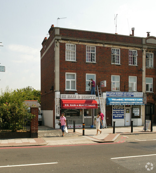 39-41 Camberwell New Rd, London for sale - Primary Photo - Image 1 of 2