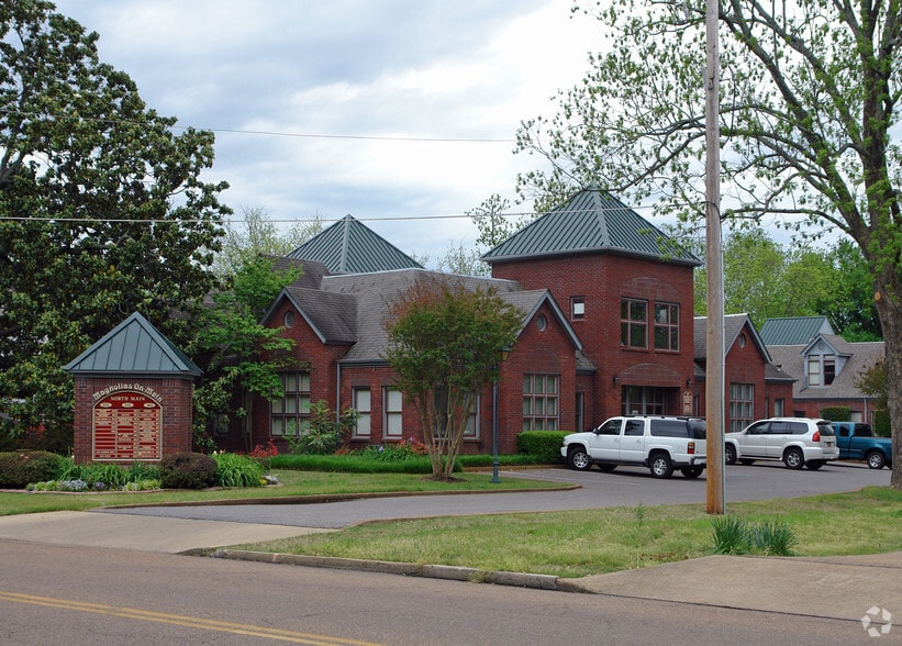 165 N Main St, Collierville, TN for lease - Building Photo - Image 3 of 4