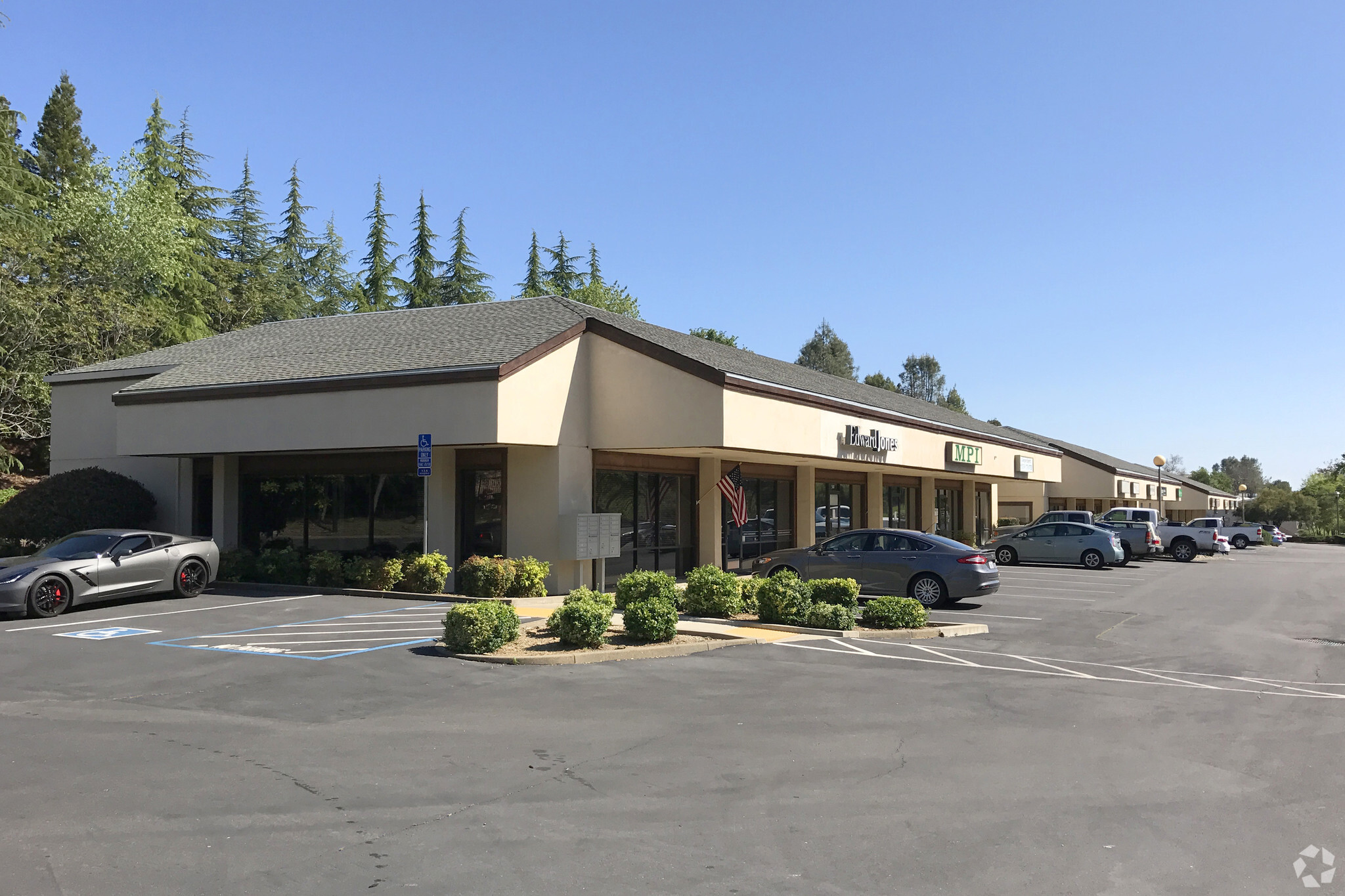 500-546 Auburn Ravine Rd, Auburn, CA 95603 - Retail for Lease | LoopNet