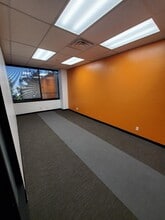 5080 California Ave, Bakersfield, CA for lease Interior Photo- Image 1 of 33