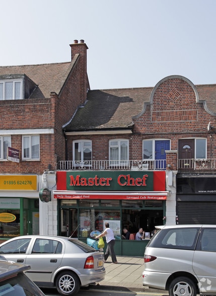 74 Victoria Rd, Ruislip for sale - Primary Photo - Image 1 of 1