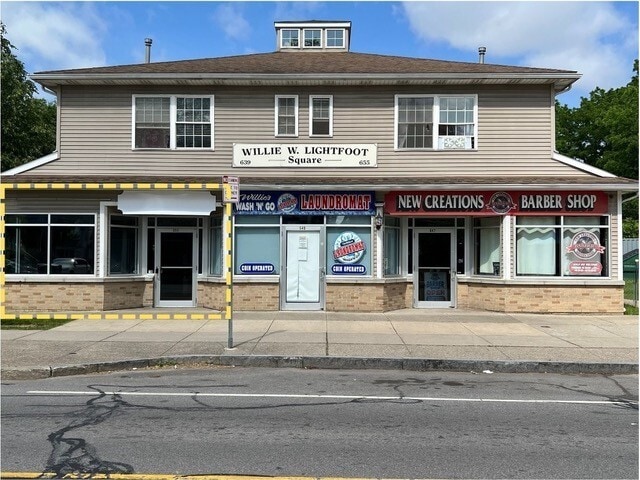 651 Jefferson Ave, Rochester, NY for lease - Primary Photo - Image 1 of 3
