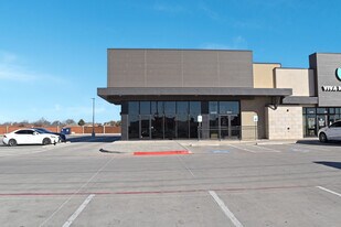 Quaker Crossing Center - Drive Through Restaurant