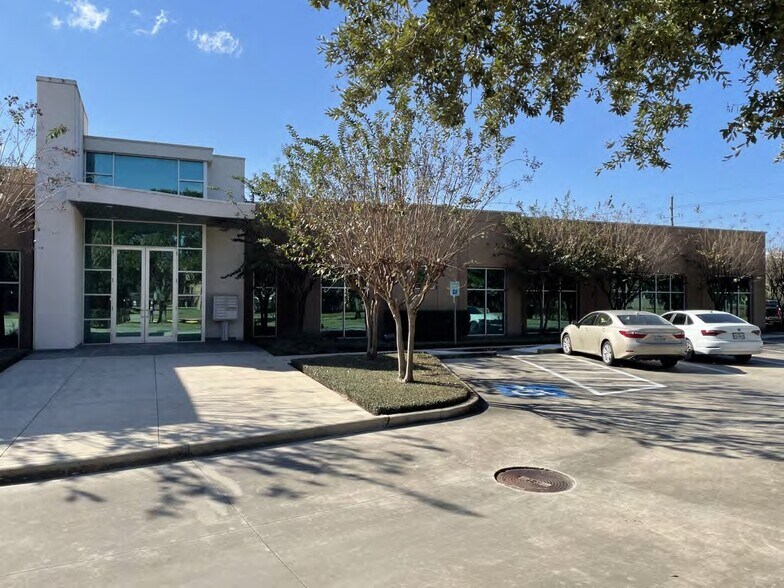 9731 Wortham Blvd, Houston, TX 77065 Office for Lease