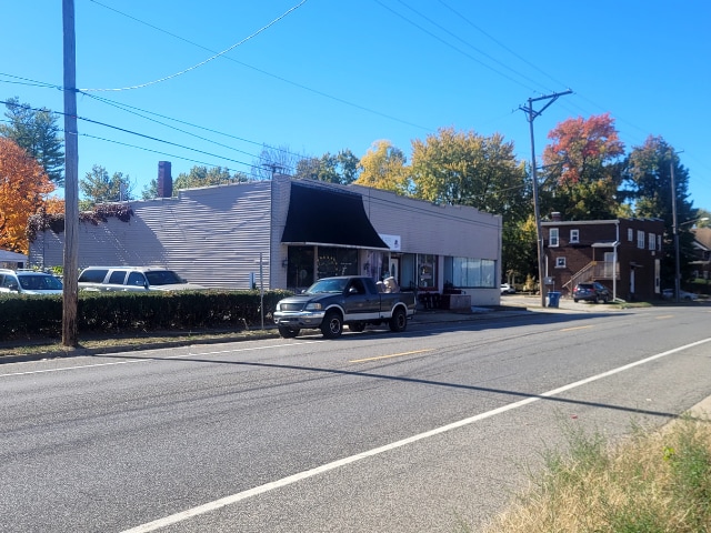 212 W Laurel St, Springfield, IL for sale - Building Photo - Image 2 of 3