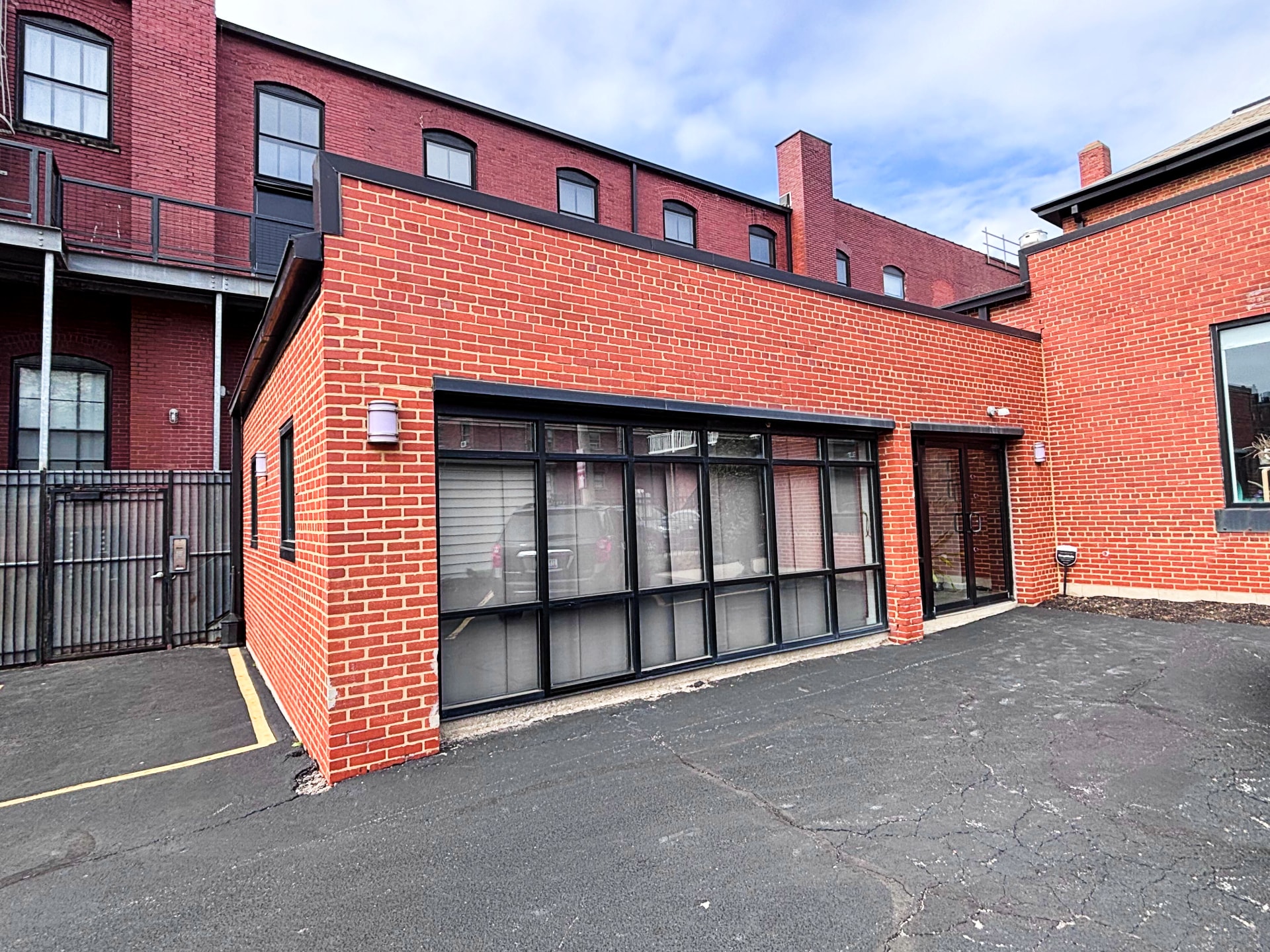 31 E 5th Ave, Columbus, OH for lease Building Photo- Image 1 of 4