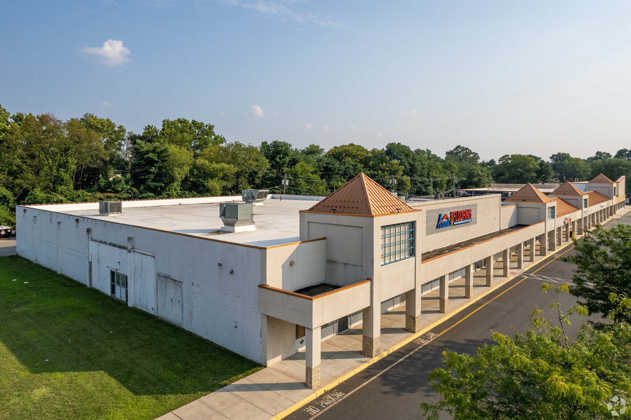 1400-1438 State Hwy 130 N, Cinnaminson, NJ for lease Building Photo- Image 1 of 10