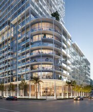 300 NE 3rd Ave, Fort Lauderdale, FL for lease Building Photo- Image 2 of 5