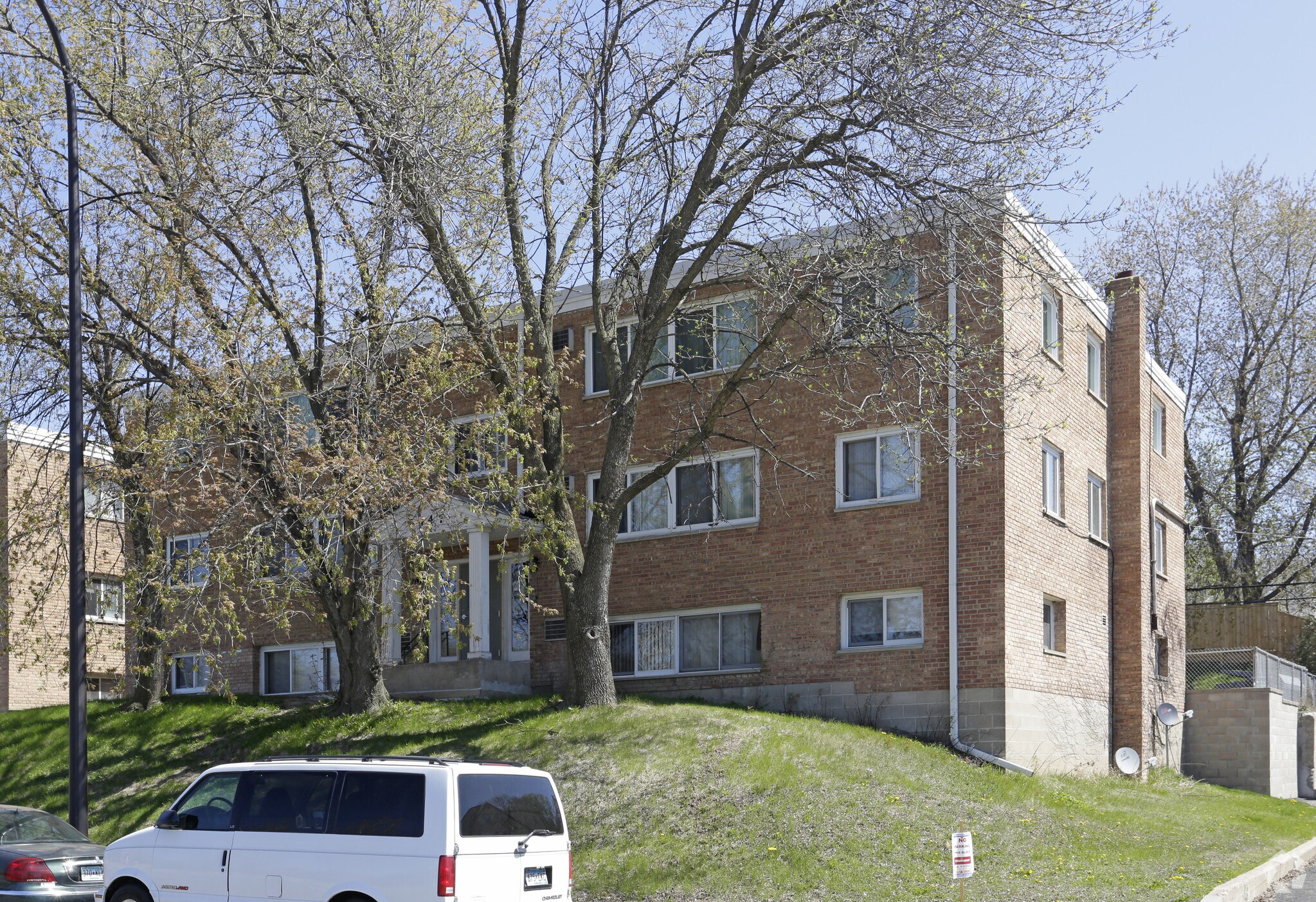 3447 Central Ave NE, Minneapolis, MN for sale Primary Photo- Image 1 of 1