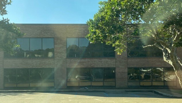 1425 Lakeland Dr, Jackson, MS for sale - Building Photo - Image 1 of 1