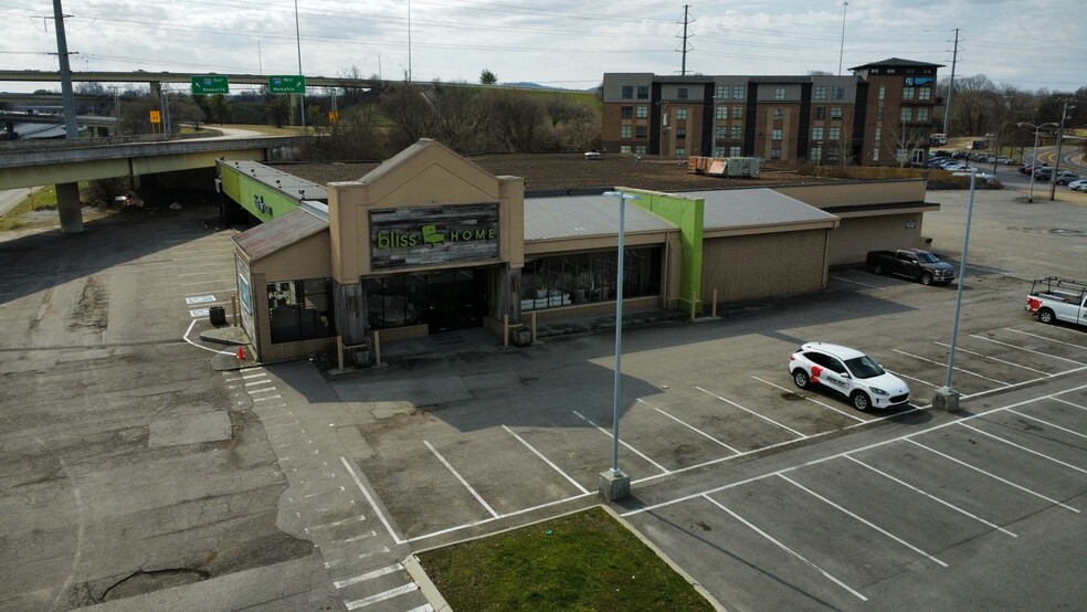 2711-2721 Franklin Pike, Nashville, TN for lease - Building Photo - Image 1 of 7