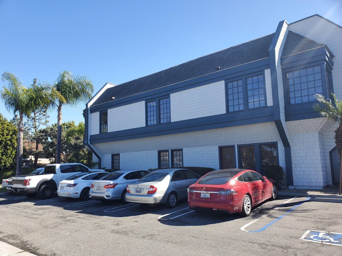 12777 Valley View St, Garden Grove, CA 92845