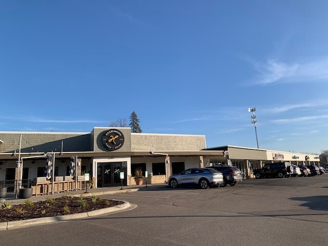 5607-5667 Manitou Rd, Excelsior, MN for lease - Building Photo - Image 1 of 15