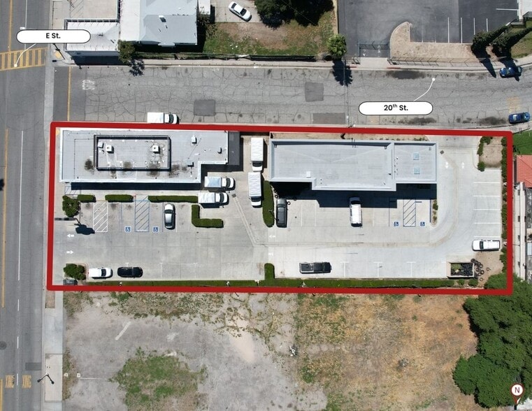 1976-1984 N. E St Portfolio portfolio of 2 properties for sale on LoopNet.com - Aerial - Image 2 of 5