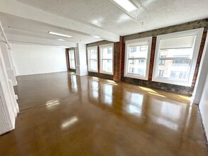 453 S Spring St, Los Angeles, CA for lease Building Photo- Image 2 of 8