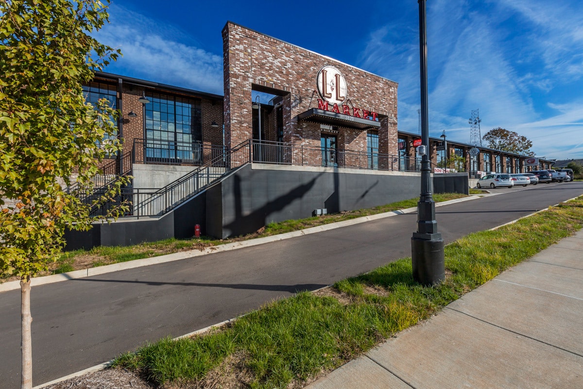 3814 Charlotte Ave, Nashville, TN for lease Building Photo- Image 1 of 6
