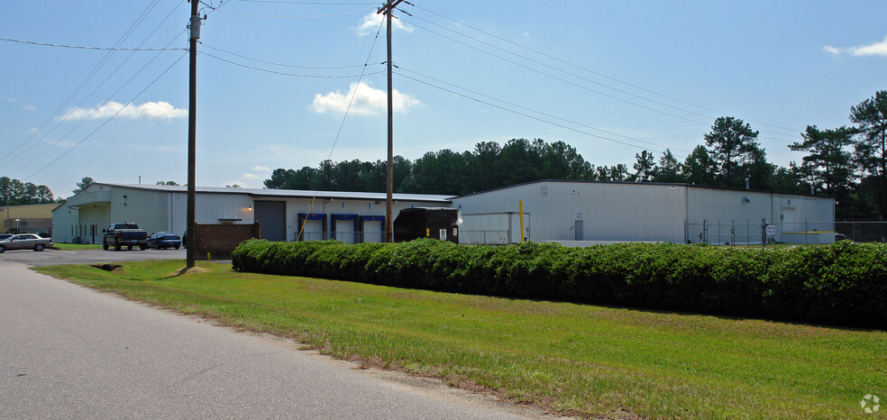 109 Gelo Rd, Rocky Mount, NC for lease - Primary Photo - Image 1 of 28