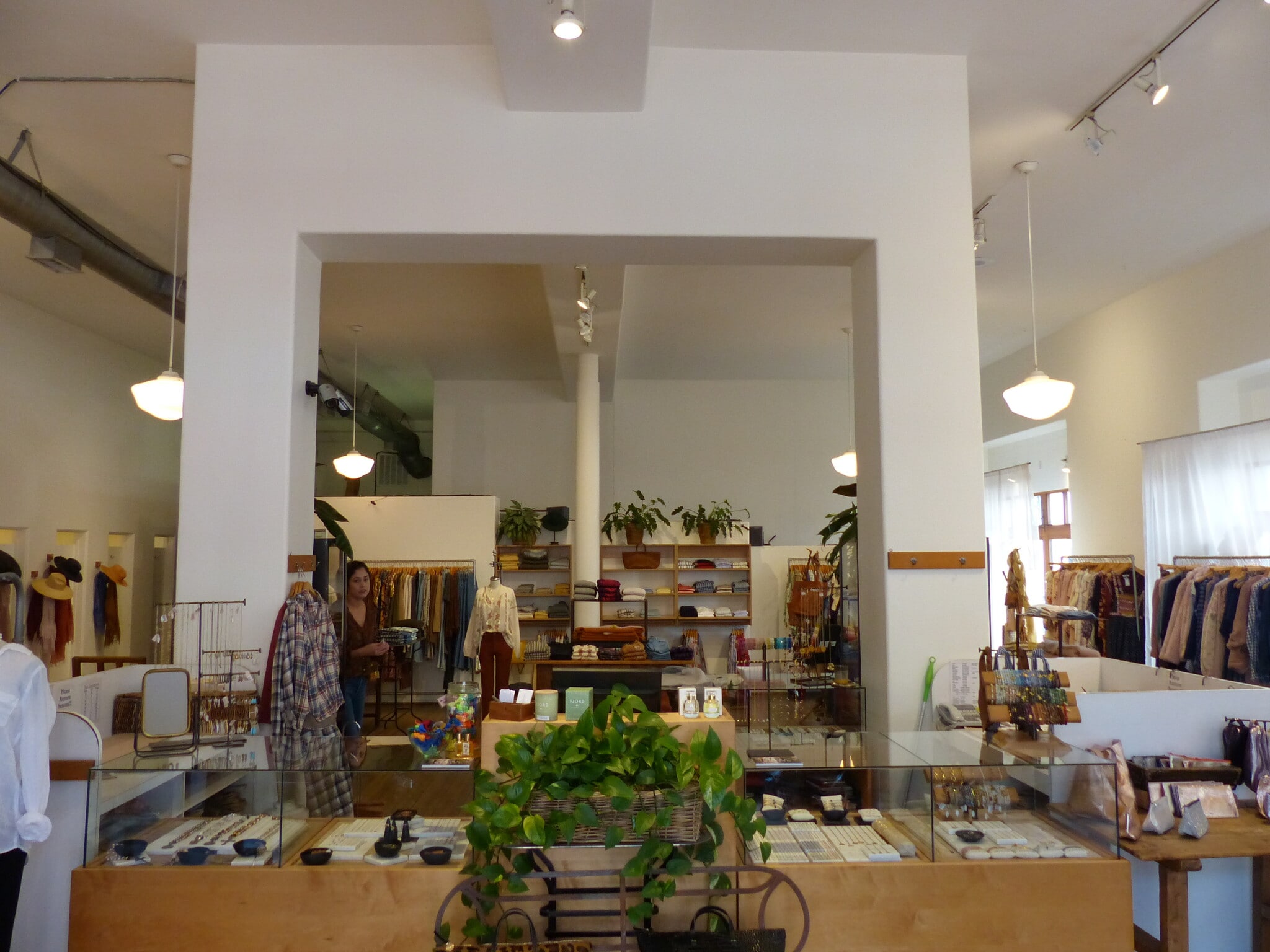 209-651 Paseo Nuevo, Santa Barbara, CA for lease Interior Photo- Image 1 of 7