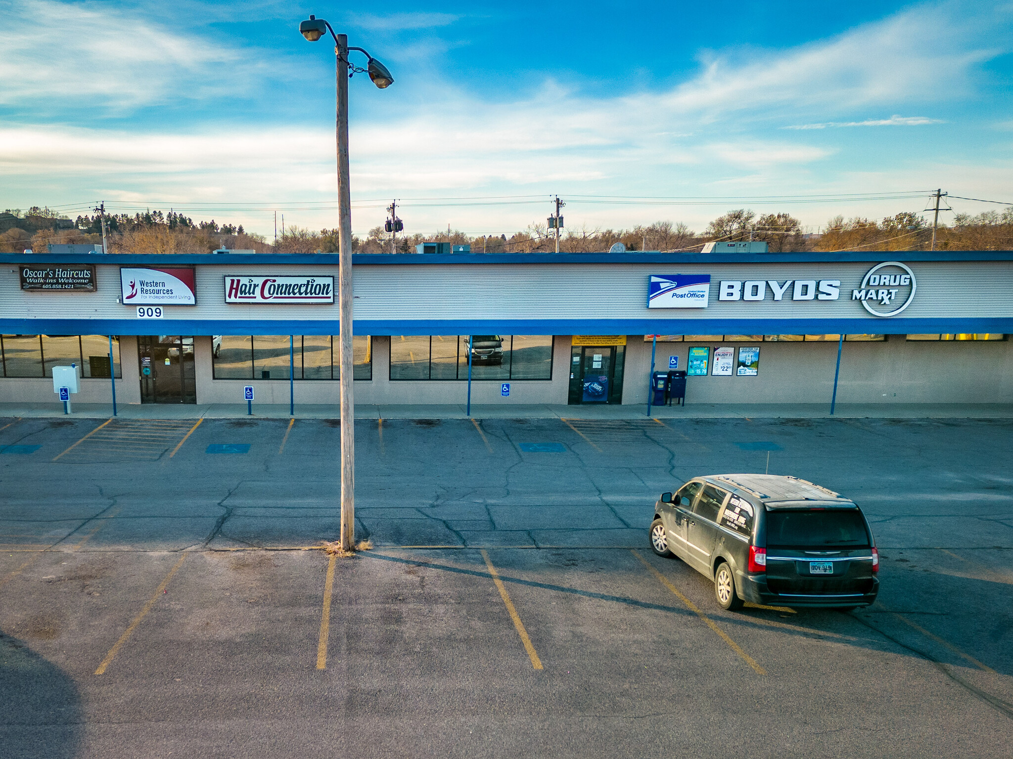 909 E St Patrick St, Rapid City, SD for lease Building Photo- Image 1 of 29