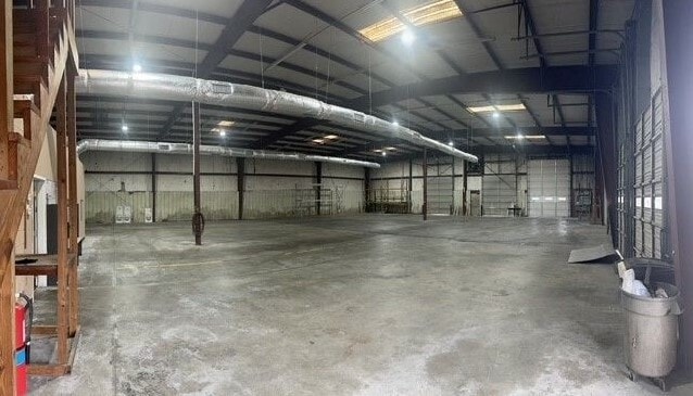 345 Third St, Forest Park, GA for sale - Interior Photo - Image 3 of 9