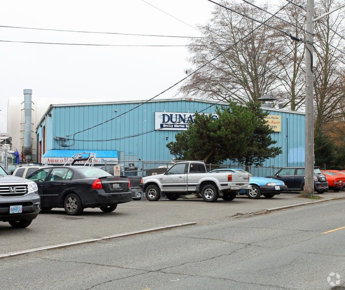 2309 N Northlake Way, Seattle, WA for sale - Building Photo - Image 2 of 4