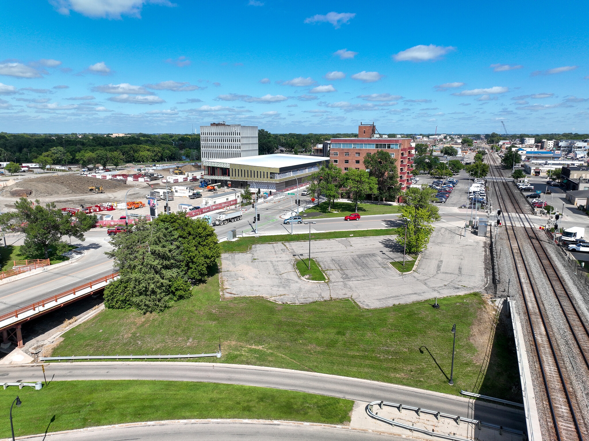 1 4th S st, Moorhead, MN for sale Primary Photo- Image 1 of 2