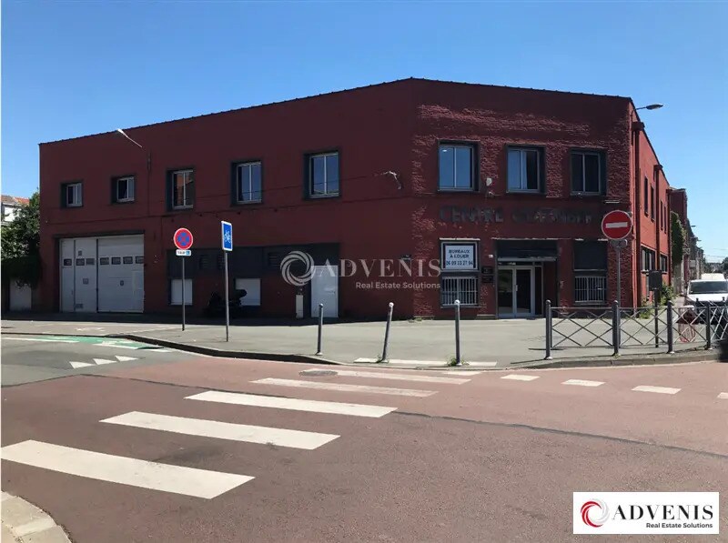 Industrial in Lille for lease Building Photo- Image 1 of 7