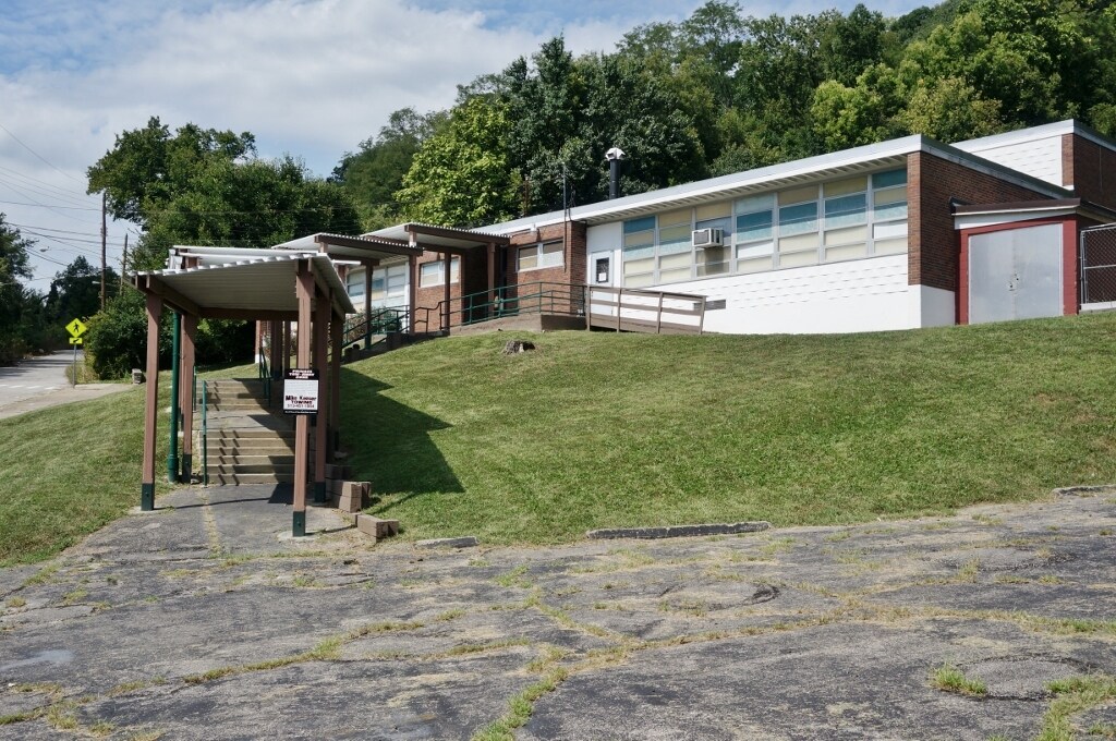 1558 Waverly Ave, Cincinnati, OH for sale Primary Photo- Image 1 of 1